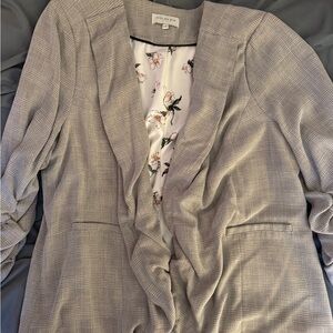 Skies Are Blue Light Gray Plaid Blazer